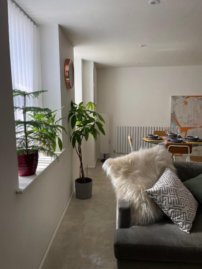 Stylish Newly Renovated Beachfront Getaway