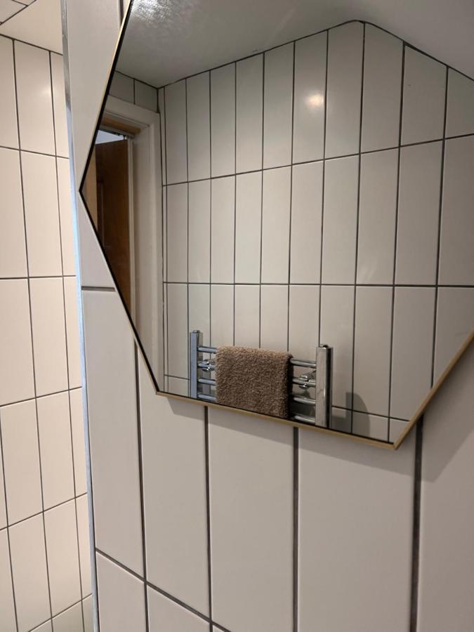 Stylish Newly Renovated Beachfront Getaway Margate